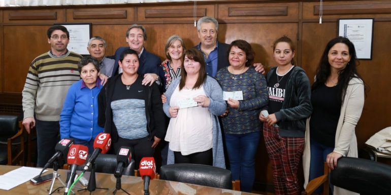 Se entregó ayuda económica a microemprendedores con discapacidad
