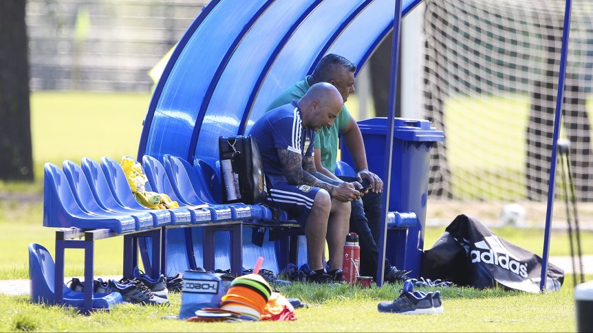 La charla entre Tapia y Sampaoli que derivó en el despido del DT