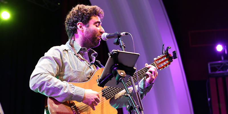 Lucho Aberastain presentó su disco en el Lafalla