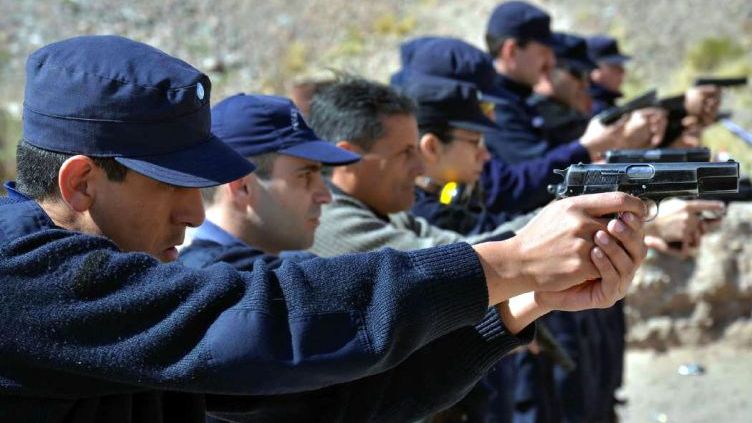 Permisos y límites: cuándo puede disparar la Policía provincial
