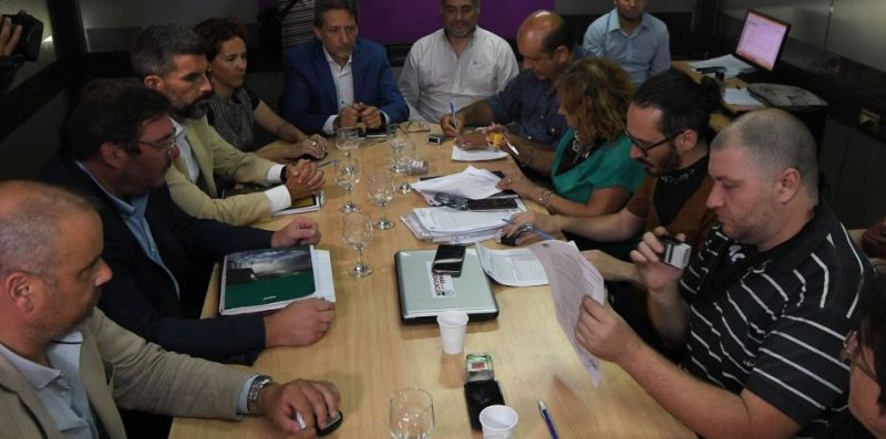 La última fue la vencida: Cornejo y el SUTE pactaron la suba de sueldos