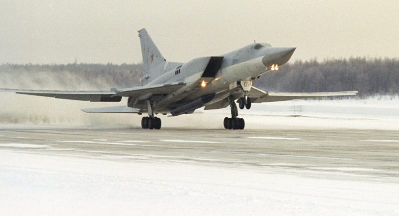 Fuertes imágenes: así se siniestró el bombardero supersónico ruso Tu-22M3