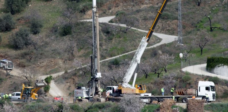 Por un error de cálculo, tienen que excavar de nuevo el túnel para rescatar a Julen