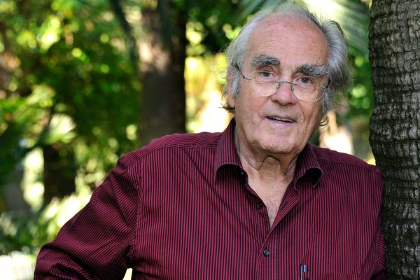 Murió el prolífico compositor francés Michel Legrand, ganador de tres premios Oscar
