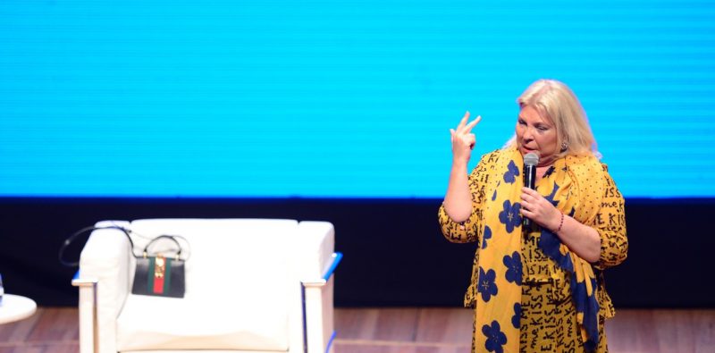 Elisa Carrió quiere que haya más mujeres en la Justicia y presenta un proyecto de cupo femenino