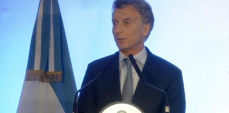 Mauricio Macri encabezó un acto junto a las víctimas del Holocausto