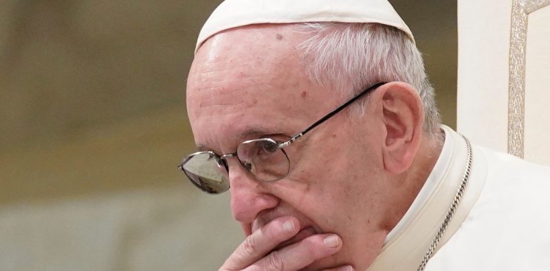 El Vaticano investiga un “me gusta” desde la cuenta del papa Francisco a una modelo brasileña