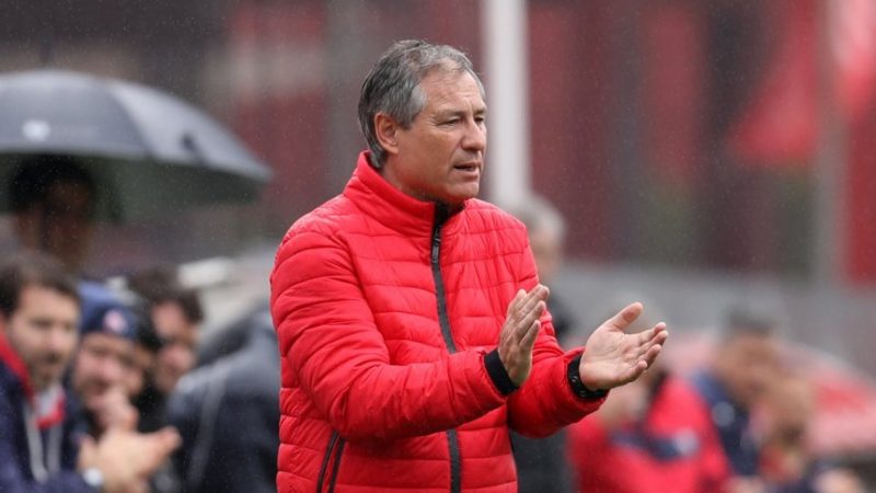 Ariel Holan, una de las alternativas para la selección de Paraguay