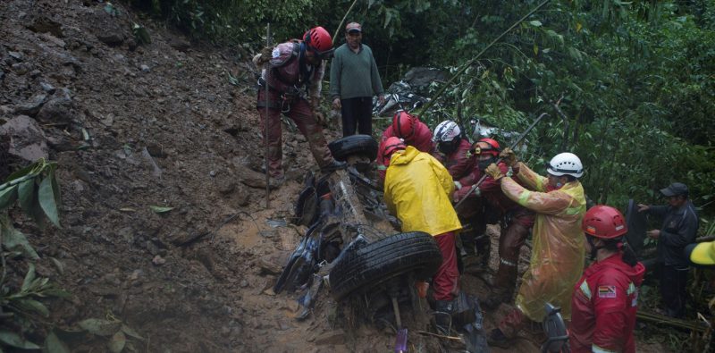 Al menos seis muertos por un deslizamiento de tierra en Bolivia