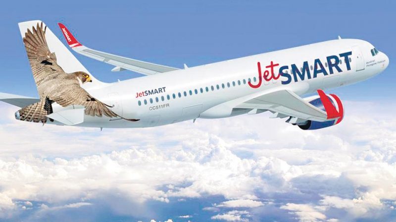 Qué hay detrás de la guerra “low cost” entre las empresas Flybondi y Jetsmart