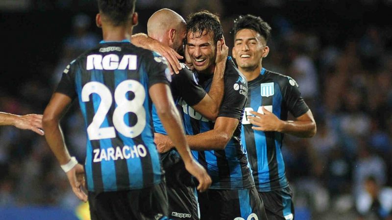 Racing goleó a Godoy Cruz y volvió a la punta de la Superliga