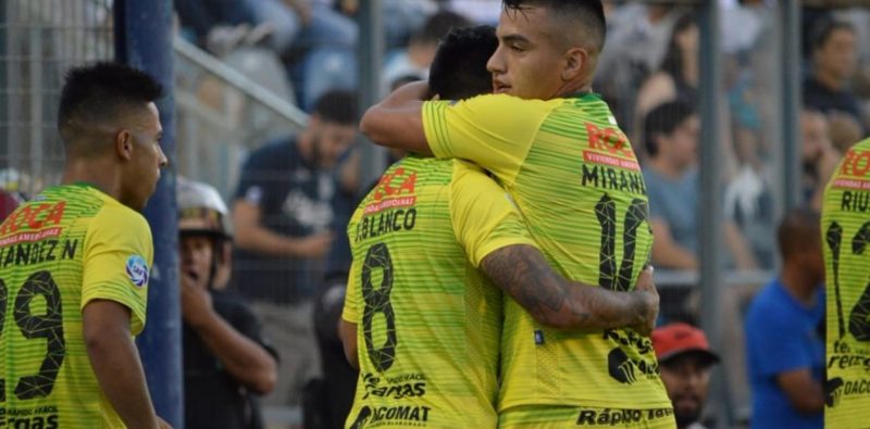 Defensa y Justicia, el único líder de la Superliga tras vencer a Gimnasia