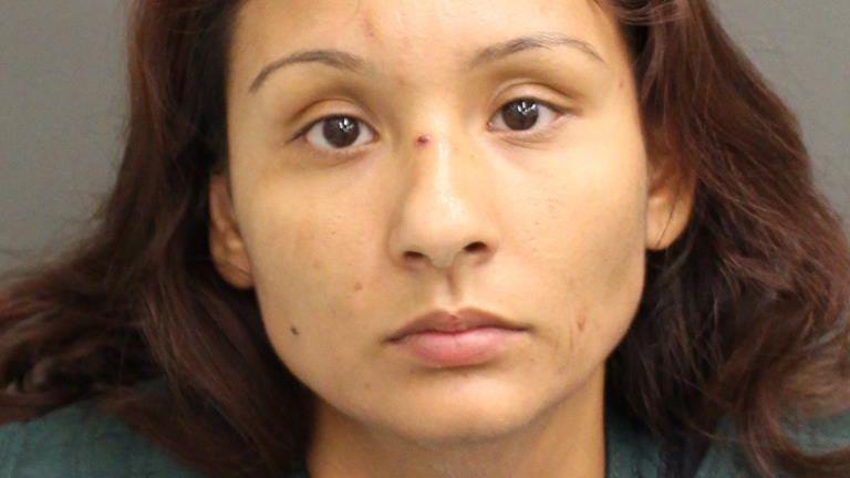Consternación en Florida: una mujer asesinó a su hija de 11 años porque creía que tenía relaciones con hombres