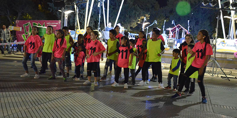 El Picnic Nocturno se vistió de Carnaval