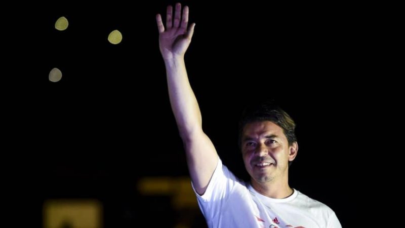 Comenzó a construirse la estatua de Gallardo