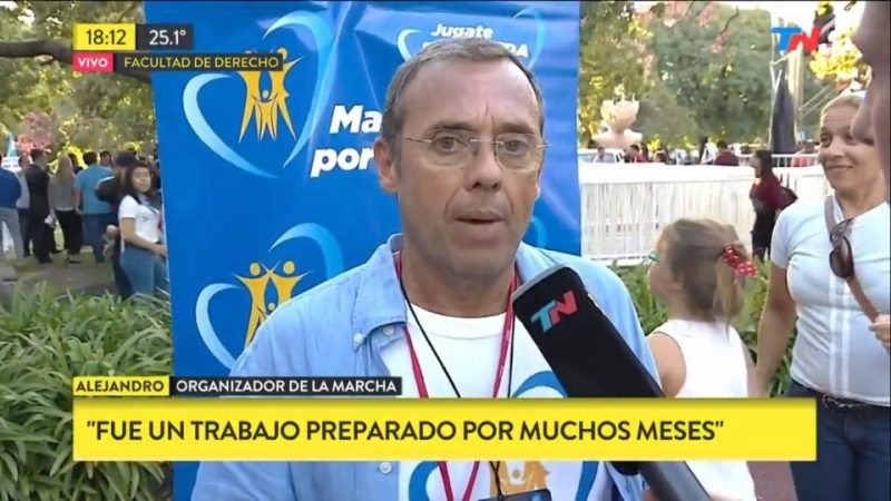 El organizador de la marcha antiderechos consideró posible que una niña puede tener sexo consentido