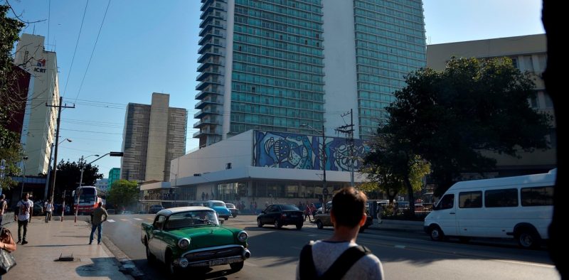 Estados Unidos endurece el embargo comercial contra Cuba, con el régimen chavista en la mira