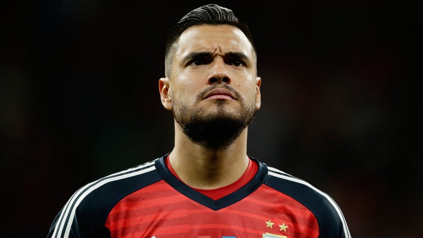 “Chiquito” Romero aceptó la oferta de Riquelme y es el nuevo arquero de Boca