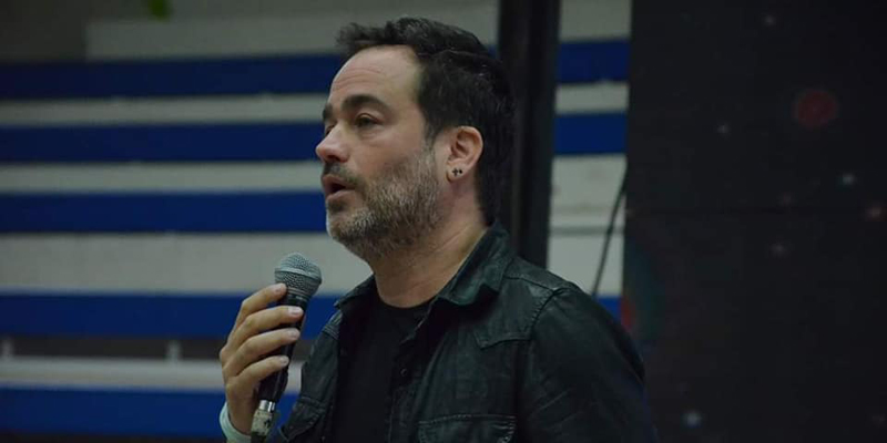Gastón Pauls brindó una charla sobre prevención de adicciones