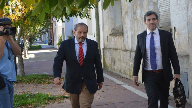 La defensa del fiscal Bidone reclama que definan si lo aceptan o no como arrepentido en el caso D’Alessio