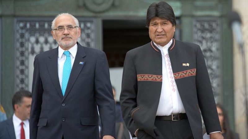 Evo Morales y Carlos Mesa dominan las encuestas en Bolivia pero el actual presidente perdería en un ballotage