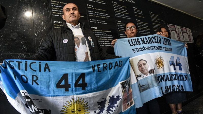 Los familiares de los tripulantes del ARA San Juan vieron por primera vez las imágenes del submarino