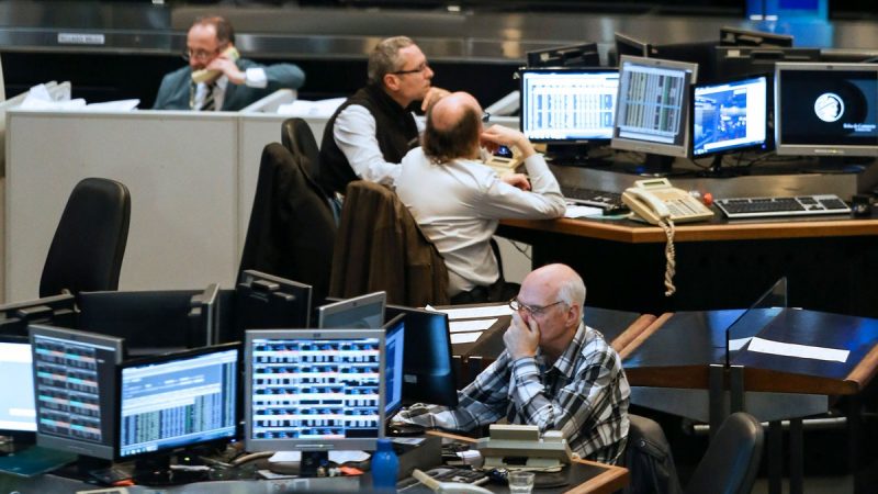 Las acciones argentinas en EEUU cayeron hasta 14% y por la incertidumbre los bonos pagaron más de 20 por ciento