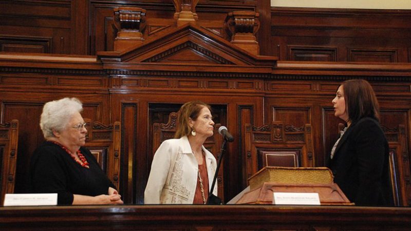 Suspendieron a la vicedecana de peritos de la Corte Suprema involucrada en el informe patrimonial que permitió sobreseer a los Kirchner