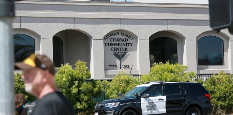 Tiroteo en una sinagoga de California: un muerto y tres heridos