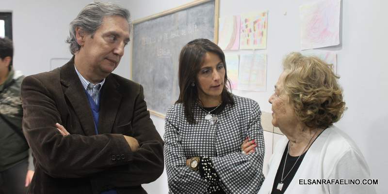 Cristina Da Dalt y Emir Félix recorrieron las obras en el Instituto I.R.I.S.