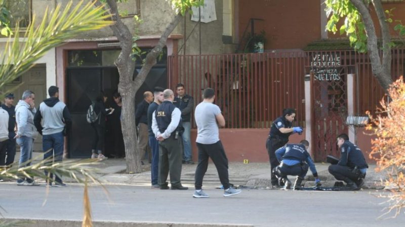 Asesinaron a un joven de dos balazos en Godoy Cruz