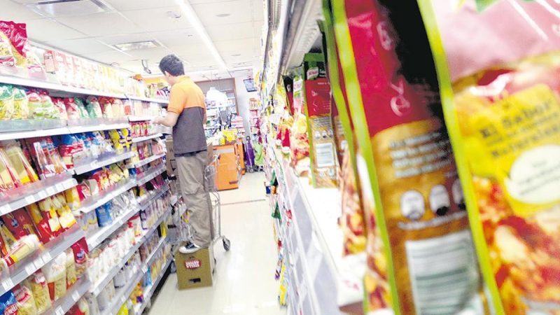 Extienden hasta el 31 de octubre los precios máximos para alimentos, bebidas y artículos de limpieza