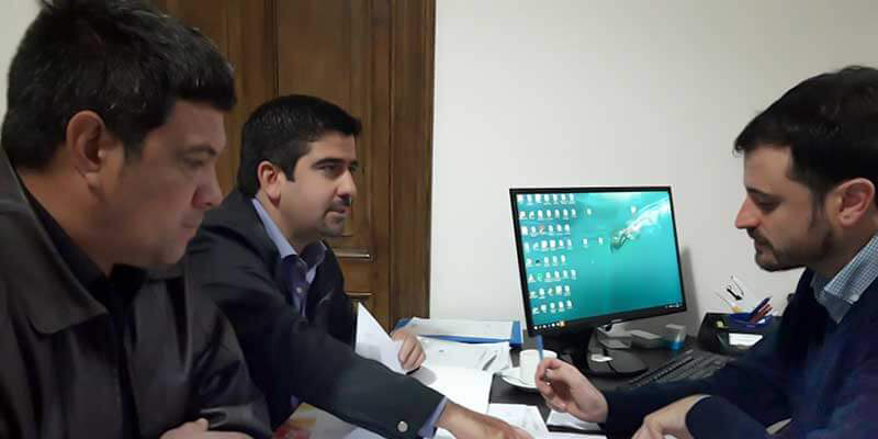 Piden por semáforos y reductores de velocidad
