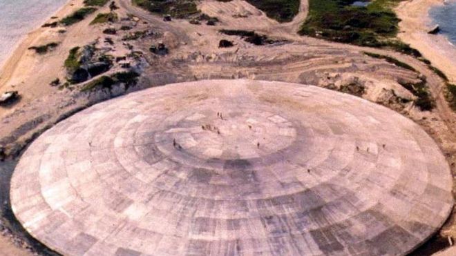 El domo de Runit, el “ataúd nuclear” que gotea material radioactivo en un atolón del océano Pacífico