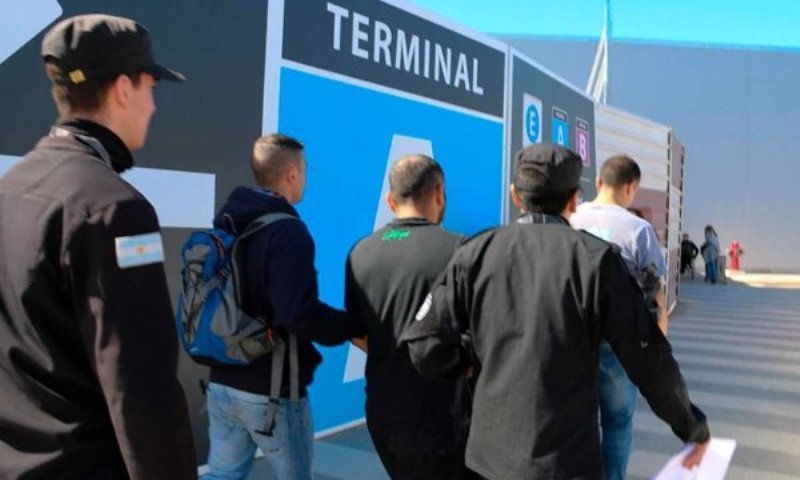 Argentina aumentó en 115% la cantidad de extranjeros expulsados con causas penales