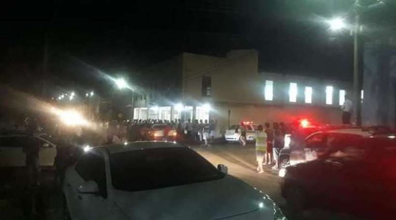 Un ex militar mató a su ex novia, ingresó a una iglesia y asesinó a otras tres personas en el sudeste de Brasil