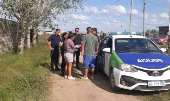 El padre se burlaba por su condición de gay y lo fulminó a balazos