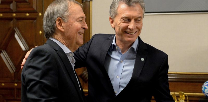 Mauricio Macri volvió a elogiar a Juan Schiaretti y recibió a Miguel Pichetto