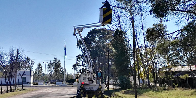 Se renueva la iluminación en el Boulevard de Avenida Libertador