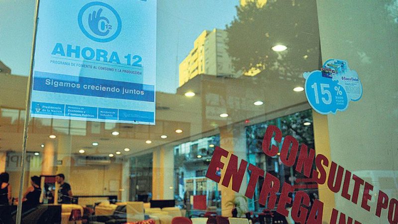El gobierno baja la tasa del programa Ahora12