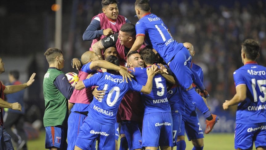 Tigre goleó Atlético Tucumán en la ida de las semis de la Copa de la Superliga