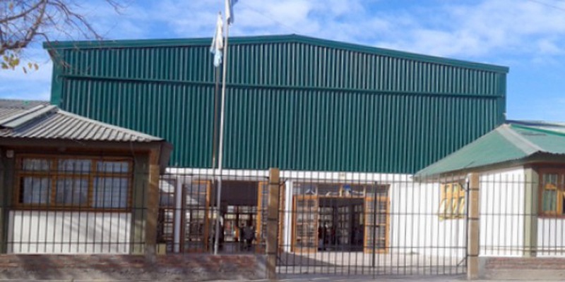 Exitosa venta de tortafritas de la Escuela Pioneros Alvearenses