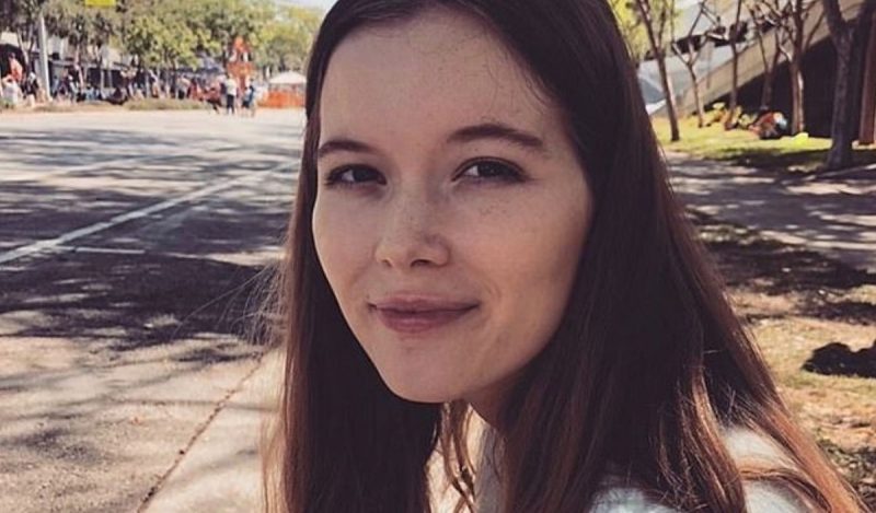Tragedia en Bahamas: una joven estadounidense de 21 años murió por el salvaje ataque de tres tiburones