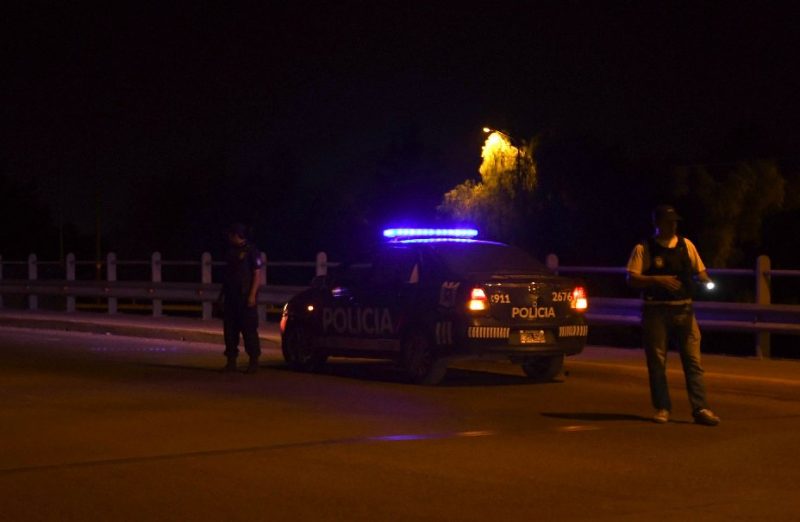 Golpearon y amenazaron a un hombre para robarle 5 kilos de arroz en San Martín