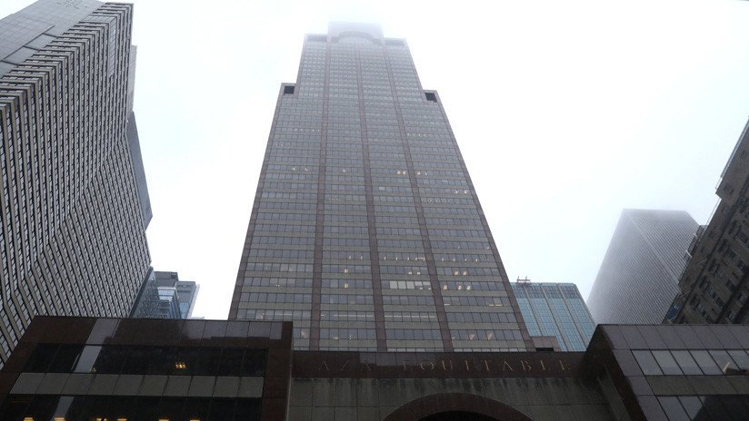 Un helicóptero se estrelló contra un edificio en Manhattan en un aterrizaje forzoso