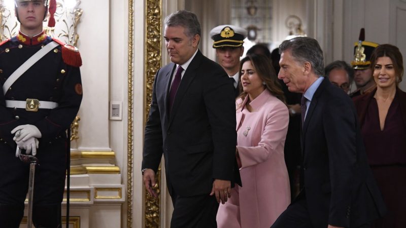Mauricio Macri sorprendió al presidente de Colombia con un insólito reclamo sobre su hija Antonia