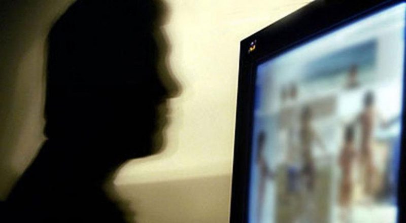 Fue aprehendida la hermana del hombre detenido por distribución de videos de abuso sexual infantil