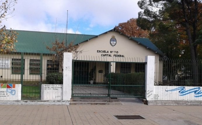 Le robaron la moto a un alumno del CENS.