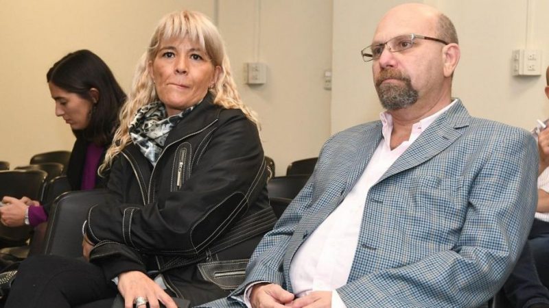 Allanaron la casa de Luis Lobos y secuestraron dos vehículos