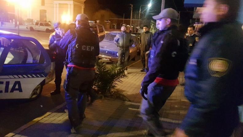 Horror en Córdoba: asesinó a sus abuelos y se entregó